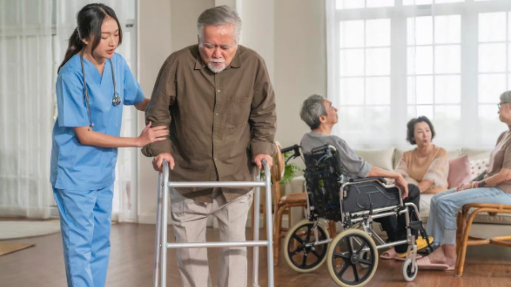 Home Care vs Nursing Homes